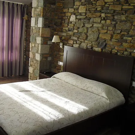 A Gloria Rustica Kır Evi *
